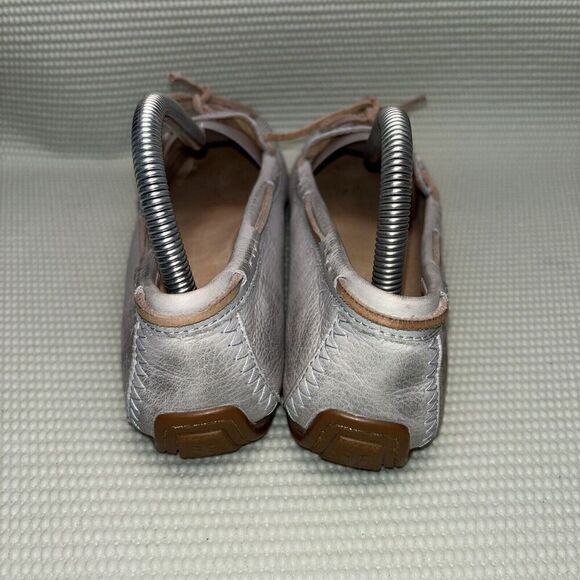 FRYE Boat Shoes Leather Slip On Flats Women’s Size 8.5M 3471295-ICE - Picture 4 of 9